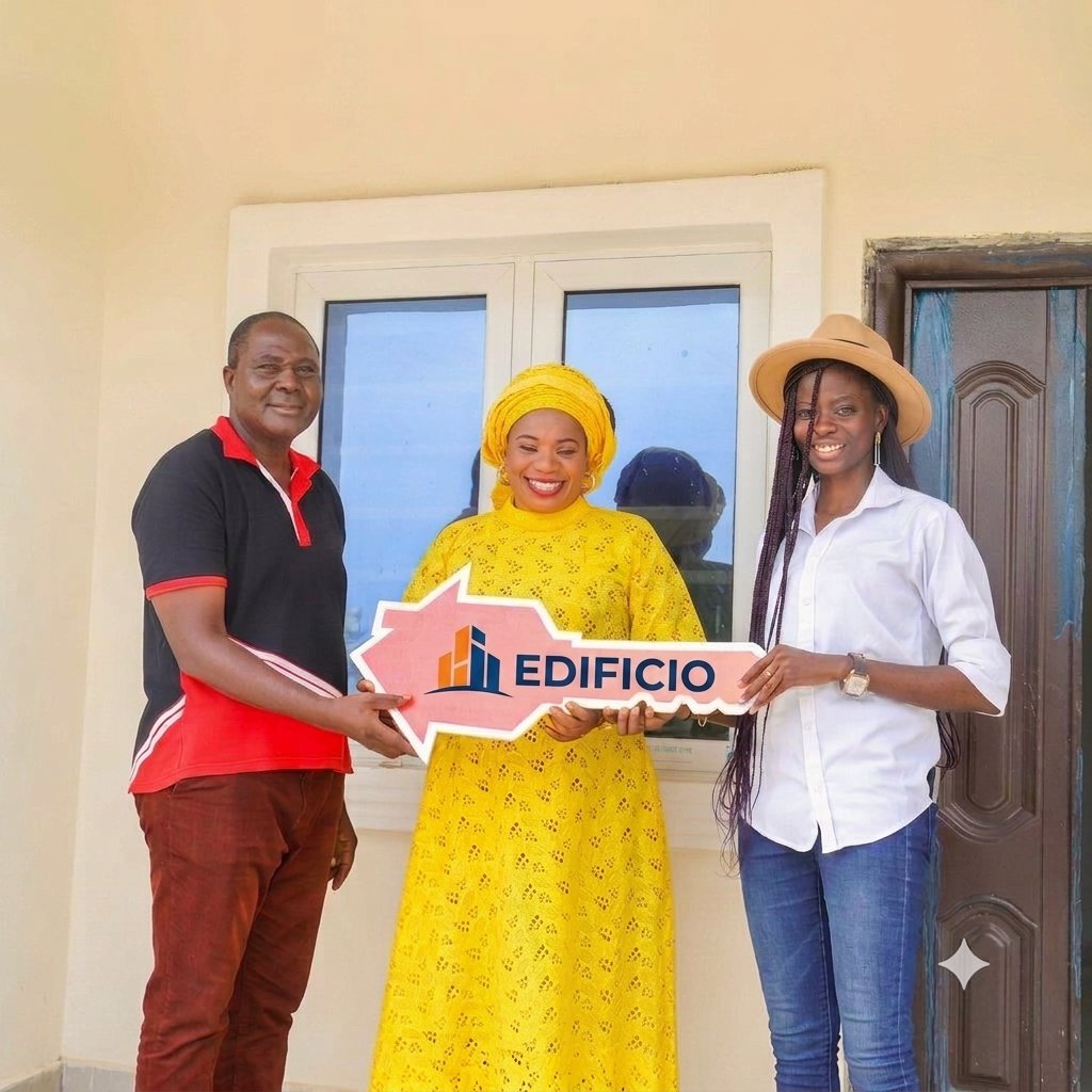 Edificio — homeowner at her new front door